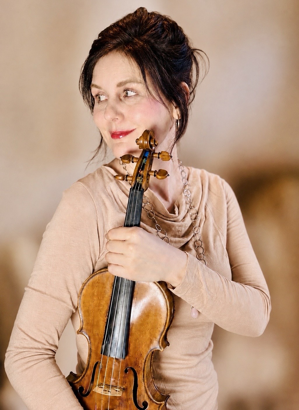 Vivien Wald mit Geige